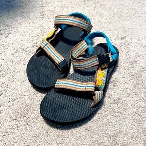 Teva Original Universal Western Cactus Sandals Size 9